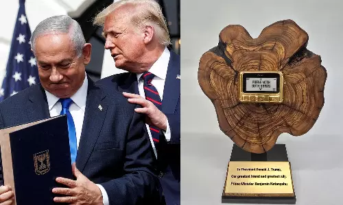 ട്രംപിന് പേജർ സമ്മാനിച്ച് നെതന്യാഹു