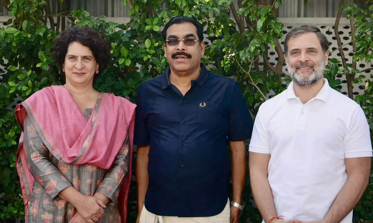 പ്രിയങ്ക ഗാന്ധി-പി.കെ ബഷീര്‍- രാഹുല്‍ ഗാന്ധി