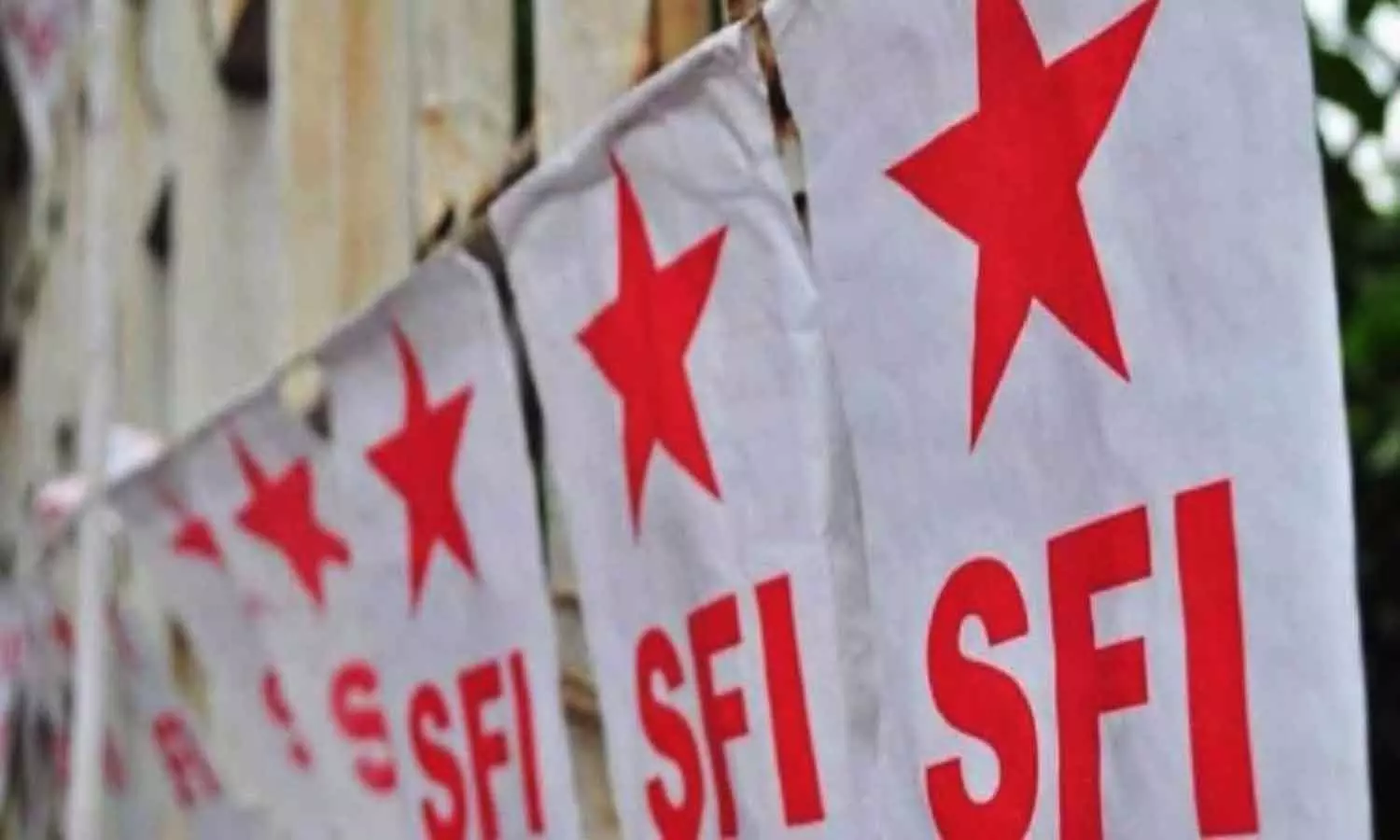 മെറിറ്റും നീതിയും ഉറപ്പാക്കണം; സ്വകാര്യസർവകലാശാല ബില്ലിനെ പിന്തുണച്ച് എസ്എഫ്‌ഐ