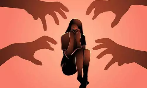 അടൂരിൽ അഞ്ചാം ക്ലാസുകാരിയെ തട്ടിക്കൊണ്ടുപോയി പീഡിപ്പിച്ച കേസിൽ 16കാരനടക്കം രണ്ടുപേർ അറസ്റ്റിൽ