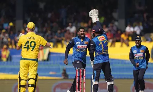 ചാമ്പ്യൻസ് ട്രോഫിക്ക് മുമ്പ് ഒാസീസിന് ഷോക്ക്; നാണം കെടുത്തി ശ്രീലങ്ക