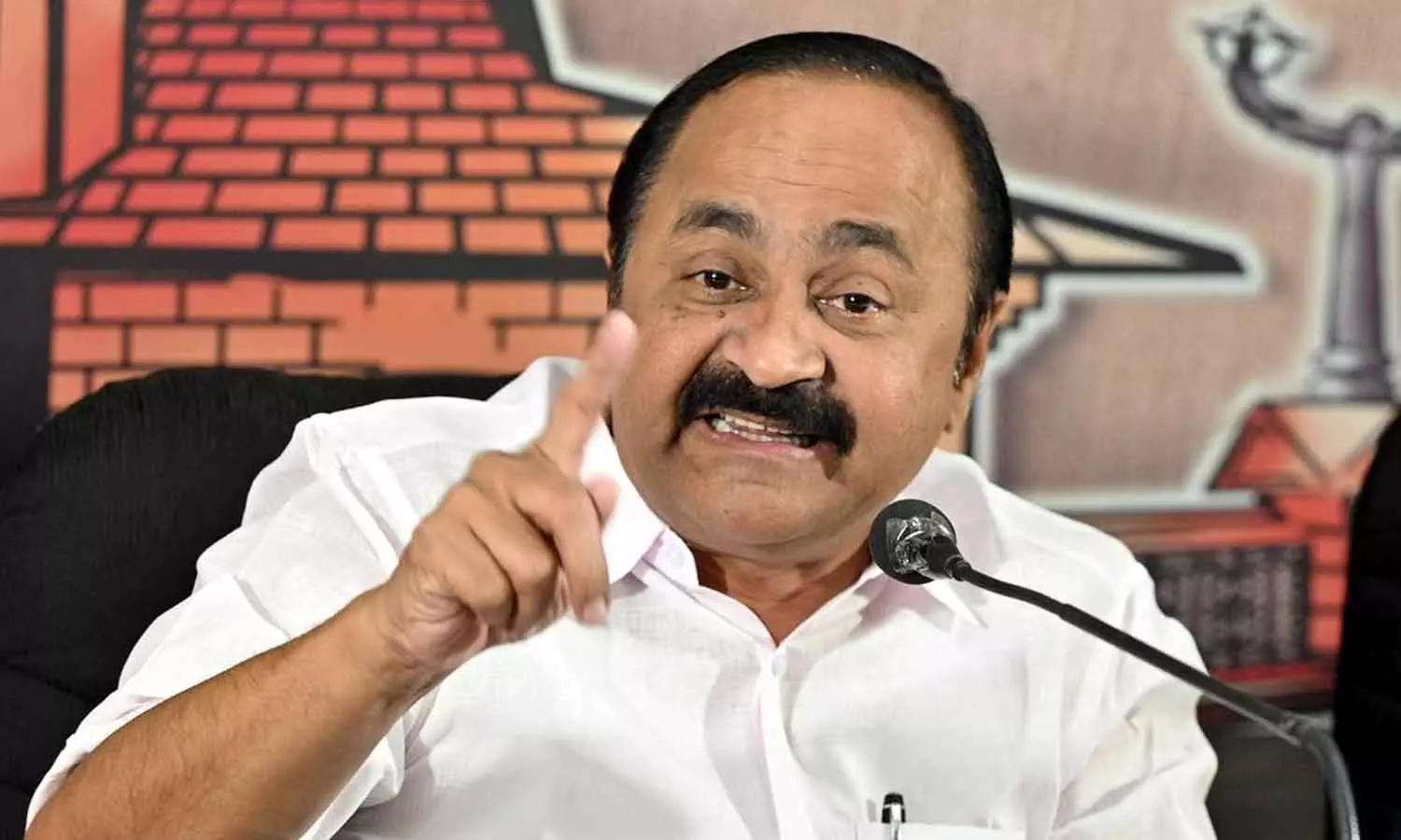 കേരളത്തെ സഹായിക്കില്ലെന്ന കേന്ദ്രത്തിന്റെ നിലപാട് അനീതിയാണ്; വി ഡി സതീശൻ