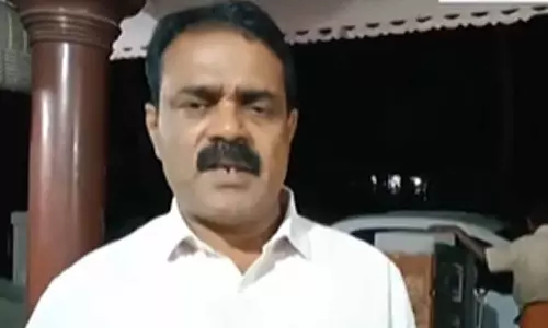 പൊലീസിനെ ആക്രമിച്ച പ്രതിയുടെ ടവർ ലൊക്കേഷൻ എത്തിയത് സിപിഐ നേതാവിന്റെ വീട്ടിൽ; പരിശോധന തടഞ്ഞ് നേതാവ്