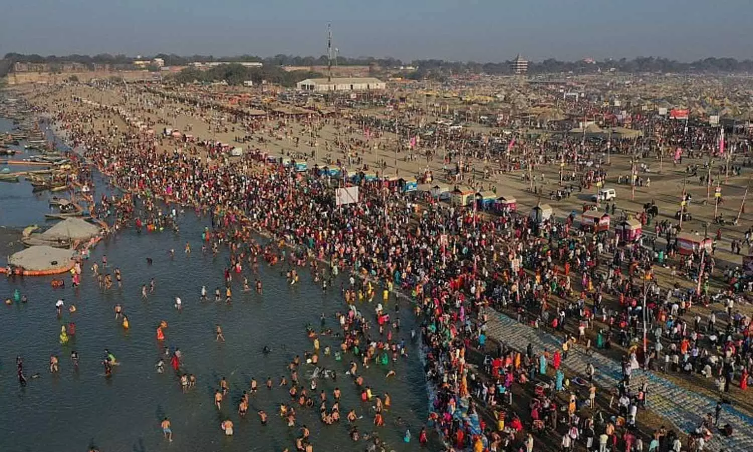ഉയർന്ന അളവിൽ ബാക്​ടീരിയ; കുംഭമേളയിലെ പല സ്ഥലങ്ങളും കുളിക്കാൻ അനുയോജ്യമ​ല്ലെന്ന്​ മലിനീകരണ നിയന്ത്രണ ബോർഡ്