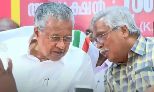 pinarayi vijayan-Binoy Viswam