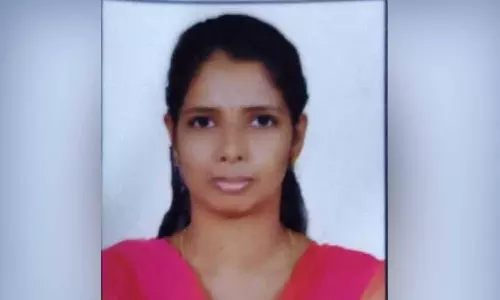 കോഴിക്കോട് എയ്‌ഡഡ് സ്‌കൂൾ അധ്യാപികയെ മരിച്ചനിലയിൽ കണ്ടത്തി