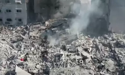 ഇസ്രായേലിനെ ഞെട്ടിച്ച് ദക്ഷിണ തെല്‍ അവീവിലെ മൂന്നിടങ്ങളില്‍ സ്‌ഫോടനം