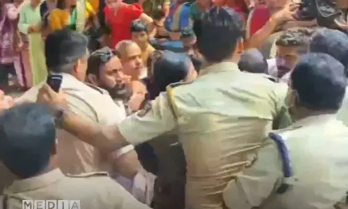 കണ്ണൂരിൽ പൊലീസ് കസ്റ്റഡിയിലെടുത്തയാളെ സിപിഎം പ്രവർത്തകർ മോചിപ്പിച്ചു