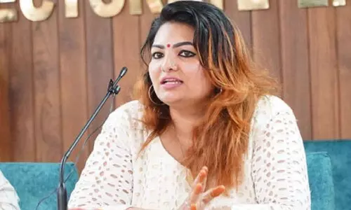 യൂട്യൂബിലൂടെ അപമാനിച്ചു; സാന്ദ്ര തോമസിന്റെ പരാതിയിൽ ശാന്തിവിള ദിനേശിനും ജോസ് തോമസിനുമെതിരെ കേസ്