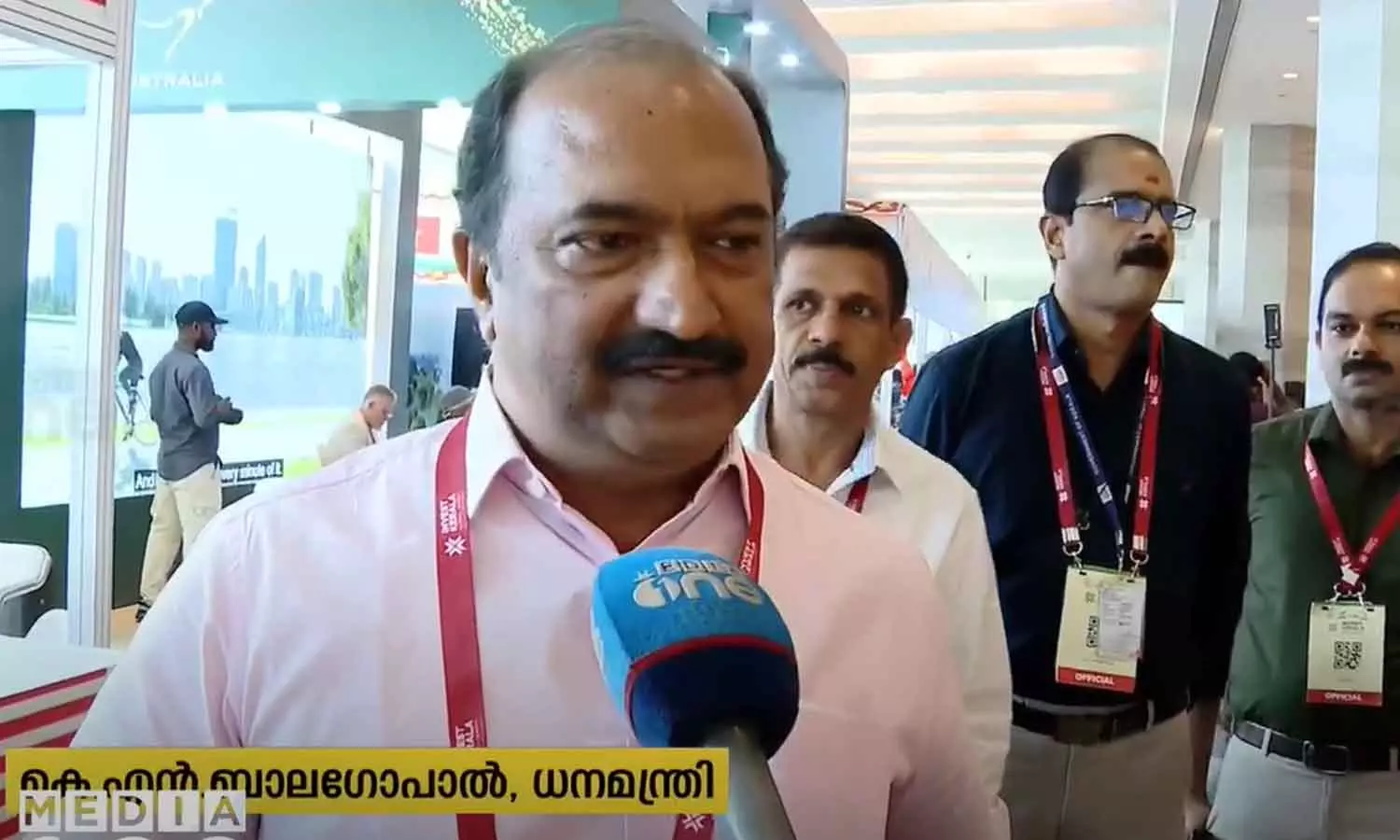 കൊച്ചിയിലെ ആഗോള നിക്ഷേപക ഉച്ചകോടിക്ക് വൻ സ്വീകാര്യത; ഇതുവരെ ലഭിച്ചത് 40,000 കോടിയിലധികം രൂപയുടെ നിക്ഷേപ വാഗ്ദാനം കൊച്ചിയിലെ ആഗോള നിക്ഷേപക ഉച്ചകോടിക്ക് വൻ സ്വീകാര്യത; ഇതുവരെ ലഭിച്ചത് 40,000 കോടിയിലധികം രൂപയുടെ നിക്ഷേപ വാഗ്ദാനം
