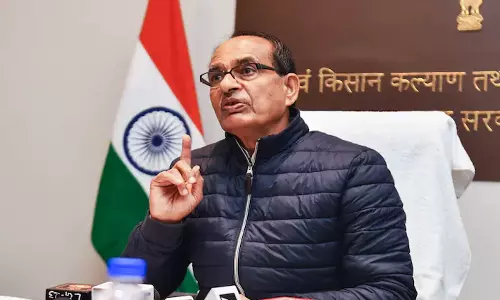 ടാറ്റ ഏറ്റെടുത്തതിന് ശേഷം മെച്ചപ്പെട്ടെന്നാണ് കരുതിയത്, എന്നാലത് തെറ്റി; എയർ ഇന്ത്യക്കെതിരെ കേന്ദ്രമന്ത്രി ശിവരാജ് സിങ് ചൗഹാൻ