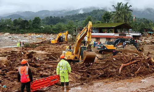 വയനാട് പുനരധിവാസം: ഡൽഹിയിൽ രണ്ട് ദിവസത്തെ സമരം തുടങ്ങി എൽഡിഎഫ്