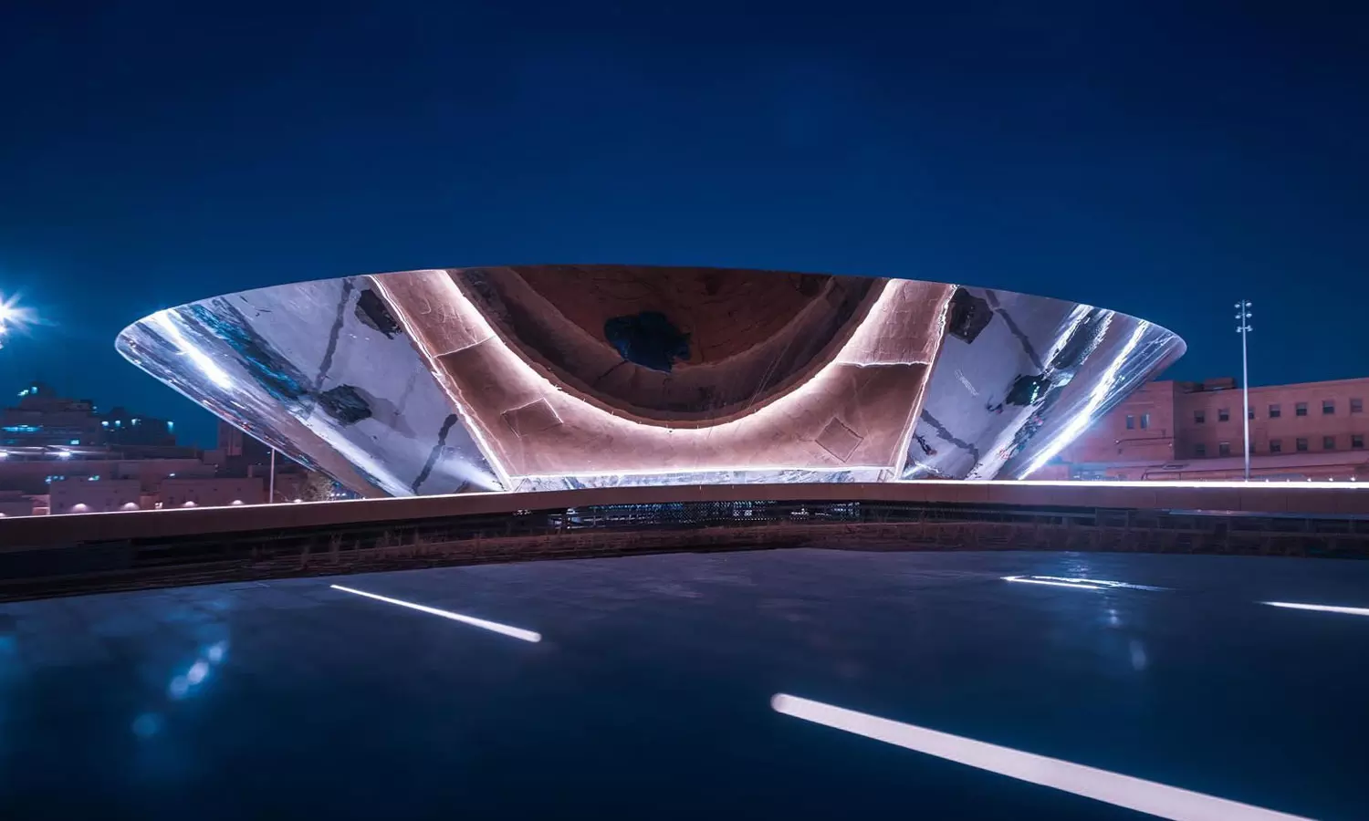 റിയാദ് മെട്രോ: ഏറ്റവും മനോഹരമായ ഖസ്ർ അൽ ഹുകൂം സ്റ്റേഷനും തുറന്നു