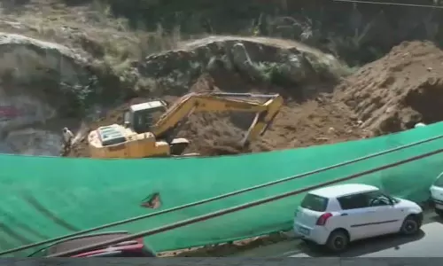 ഇടുക്കി അനധികൃത ഖനനം: ജുഡീഷണൽ അന്വേഷണം ആവശ്യപ്പെട്ട് കോൺഗ്രസ്