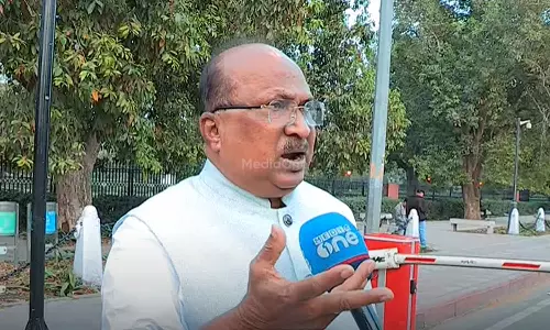 രണ്ടിലൊന്നറിയാതെ കേരളത്തിലേയ്ക്കില്ല; കെ റെയിലുമായി ബന്ധപ്പെട്ട ചർച്ച ഉടനുണ്ടാകുമെന്ന് കെ.വി തോമസ് മീഡിയവണ്ണിനോട്