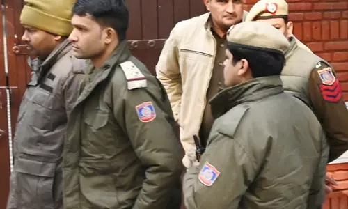 ജാർഖണ്ഡിൽ പ്രായപൂർത്തിയാകാത്ത അഞ്ച് പെൺകുട്ടികളെ കൂട്ടബലാത്സംഗം ചെയ്തു; 18 പേർ അറസ്റ്റിൽ ജാർഖണ്ഡിൽ പ്രായപൂർത്തിയാകാത്ത അഞ്ച് പെൺകുട്ടികളെ കൂട്ടബലാത്സംഗം ചെയ്തു; 18 പേർ അറസ്റ്റിൽ