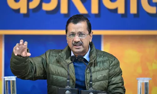 കോവിഡ് ഫണ്ട് ദുരുപയോഗം,ജീവനക്കാരുടെയും മരുന്നുകളുടെയും കുറവ്; ഡൽഹിയിൽ  ആം ആദ്മിയെ പ്രതിരോധത്തിലാക്കി സിഎജി റിപ്പോർട്ട്