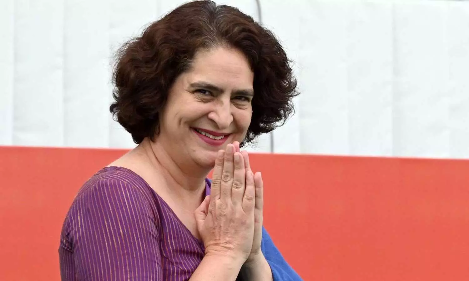 പോരാട്ടം അന്തസ്സിനും ബഹുമാനത്തിനും വേണ്ടി; ആശാവർക്കർമാരുടെ സമരത്തിന് പിന്തുണയുമായി പ്രിയങ്ക ഗാന്ധി