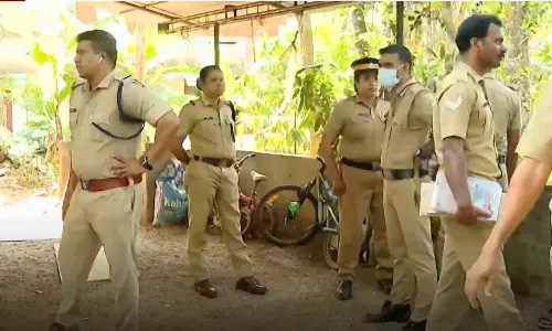 ഷഹബാസ് വധക്കേസ്: പിടിയിലായ കുട്ടികളുടെ വീടുകളിൽ പൊലീസ് പരിശോധന നടത്തി