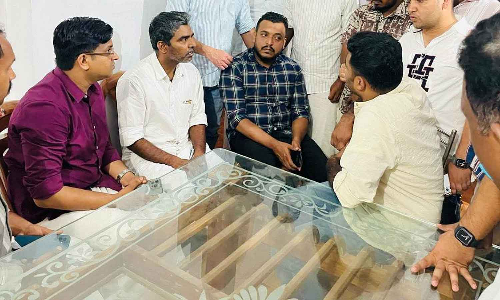 PK Navas visit Shahabas home Thamarassery