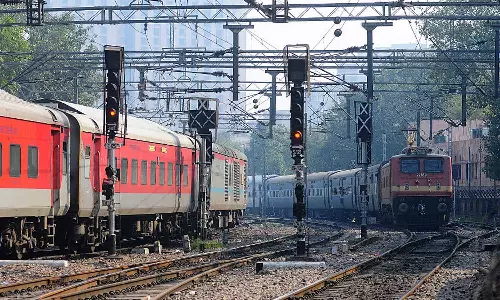 ആത്മഹത്യക്ക് ശ്രമിച്ച യുവാവിന് രക്ഷകനായി സിവിൽ പൊലീസ് ഓഫീസർ