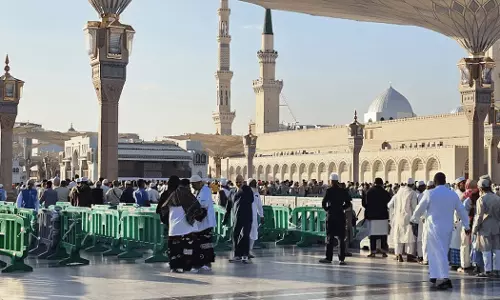 മദീനയിലെ മസ്ജിദു നബവി ഓരോ നമസ്കാരത്തിന് ശേഷവും ശുചീകരിക്കും