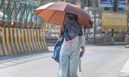 കേരളത്തില് വരും ദിവസങ്ങളിലും ചൂട് ഉയരും; കാലാവസ്ഥ മുന്നറിയിപ്പ് കേരളത്തില് വരും ദിവസങ്ങളിലും ചൂട് ഉയരും; കാലാവസ്ഥ മുന്നറിയിപ്പ്