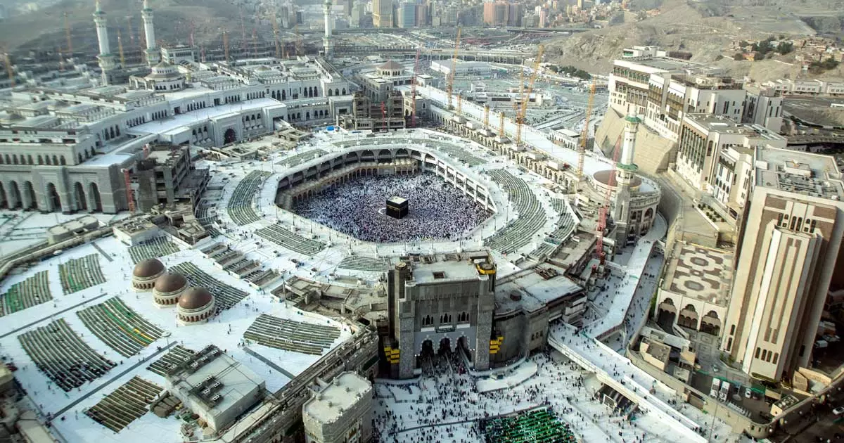 ഹറമിൽ പുകവലി, ഭിക്ഷാടനം എന്നിവക്ക് കർശന വിലക്കേർപ്പെടുത്തി