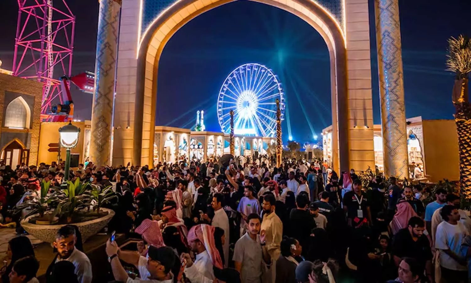 റമദാനിൽ ടിക്കറ്റ് നിരക്ക് കുറച്ചു; റിയാദ് ബോളിവാഡ് വേൾഡിൽ ഇനി 10 റിയാലിന് പ്രവേശനം റമദാനിൽ ടിക്കറ്റ് നിരക്ക് കുറച്ചു; റിയാദ് ബോളിവാഡ് വേൾഡിൽ ഇനി 10 റിയാലിന് പ്രവേശനം