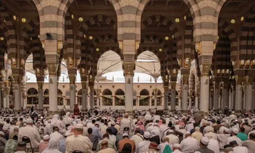 റമദാനിലെ ആദ്യ പത്തിൽ പ്രവാചക പള്ളിയിലെത്തിയത് 97 ലക്ഷം വിശ്വാസികൾ