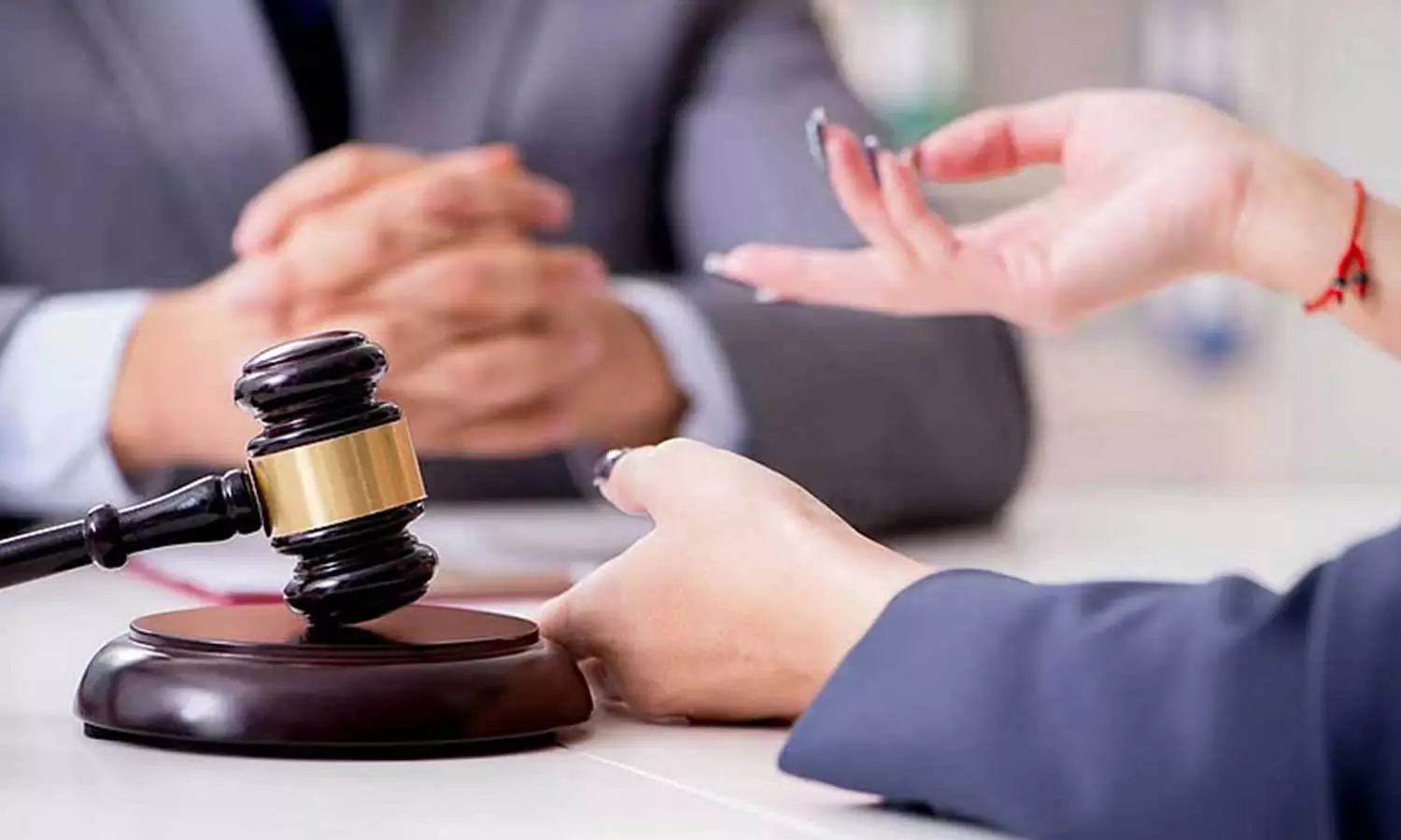 Abu Dhabi Unveils Instalment Service For Litigation Fees And Lawyer Expenses