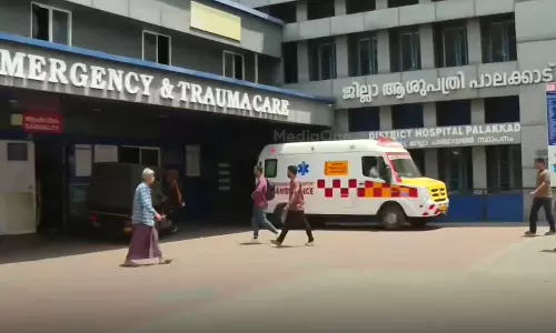 പാലക്കാട് ജില്ലാ ആശുപത്രിയില്‍ കാര്‍ഡിയോളജി ഒപിയില്‍ ചികിത്സ വൈകുന്നു; വലഞ്ഞ് രോഗികള്‍