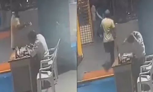 ഹൈദരാബാദിൽ ക്ഷേത്രത്തിനുള്ളിൽ ആസിഡ് ആക്രമണം;  ഒഴിച്ചത് ജീവനക്കാരന്റെ തലയിൽ