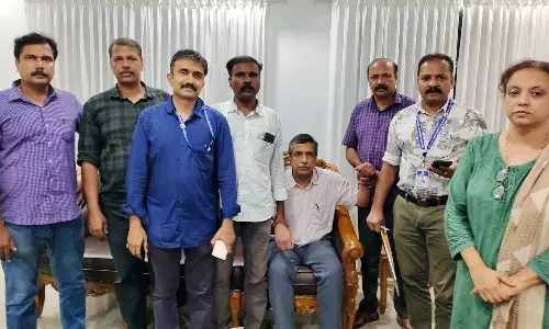 രണ്ട് ലക്ഷം കൈക്കൂലി വാങ്ങി; ഐഒസി ഡെ. ജനറൽ മാനേജർ പിടിയിൽ