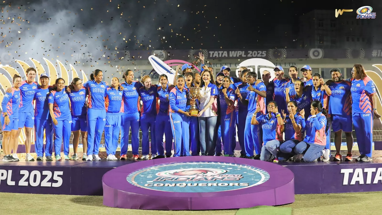 വുമണ്സ് പ്രീമിയര് ലീഗ് കിരീടം മുംബൈക്ക്; ഫൈനലില് ഡല്ഹിയെ 8 റണ്സിന് വീഴ്ത്തി വുമണ്സ് പ്രീമിയര് ലീഗ് കിരീടം മുംബൈക്ക്; ഫൈനലില് ഡല്ഹിയെ 8 റണ്സിന് വീഴ്ത്തി