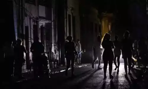 വൈദ്യുതി മുടങ്ങി; ഇരുട്ടിലായി ക്യൂബയും ജനതയും