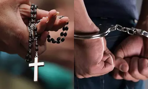 Two held for offering cash to people for religious conversion in Gujarat