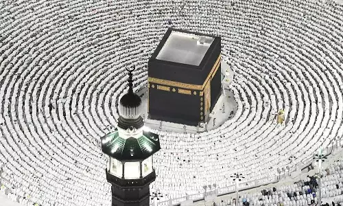 Saudi Arabia resumes Umrah and visitor visas Saudi Arabia resumes Umrah and visitor visas