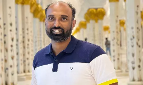 അബൂദബിയിൽ വാഹനം മറിഞ്ഞ് മലയാളി മരിച്ചു അബൂദബിയിൽ വാഹനം മറിഞ്ഞ് മലയാളി മരിച്ചു