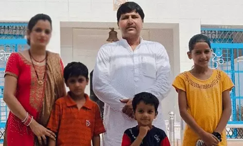 അവിഹിതബന്ധം സംശയം: യുപിയിൽ ഭാര്യയെയും മൂന്ന് മക്കളേയും വെടിവച്ച് ബിജെപി നേതാവ്; മക്കൾ കൊല്ലപ്പെട്ടു