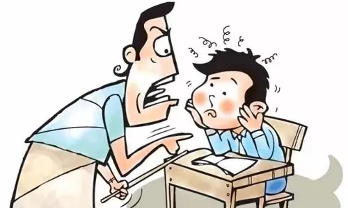 കുട്ടികളുടെ നല്ല ഭാവിക്കായി ചൂരലെടുക്കേണ്ടതാര്?