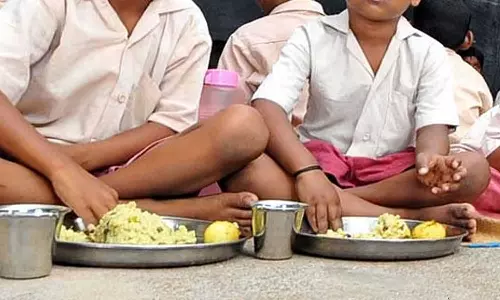 school meal kerala,school meal  funds,latest malayalam news,ഉച്ചഭക്ഷണം,ഉച്ചഭക്ഷണപദ്ധതി,തുവൂര്‍