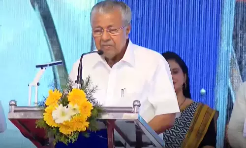 ഒരു ദുരന്തത്തിനും നമ്മെ തോൽപ്പിക്കാനാകില്ല, കേന്ദ്രത്തിൽ പ്രതീക്ഷയില്ല; മുഖ്യമന്ത്രി