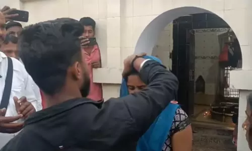 couple got married at a temple