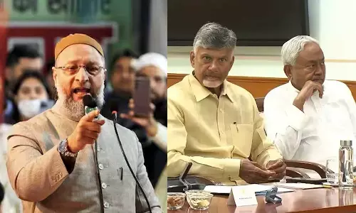 ബിജെപിയെ സഹായിച്ചത് നിങ്ങളാണ്: വഖഫ് നിയമ ഭേദഗതിയിൽ ചന്ദ്രബാബുവിനെയും നിതീഷിനെയും വിമർശിച്ച് ഉവൈസി