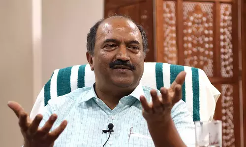 ബിജെപി ഇതര സംസ്ഥാനമായതിനാൽ കേരളത്തിന് ലഭിക്കേണ്ട പണത്തിന്റെ വലിയൊരു ഭാഗം ലഭിക്കുന്നില്ല; ധനമന്ത്രി ബിജെപി ഇതര സംസ്ഥാനമായതിനാൽ കേരളത്തിന് ലഭിക്കേണ്ട പണത്തിന്റെ വലിയൊരു ഭാഗം ലഭിക്കുന്നില്ല; ധനമന്ത്രി