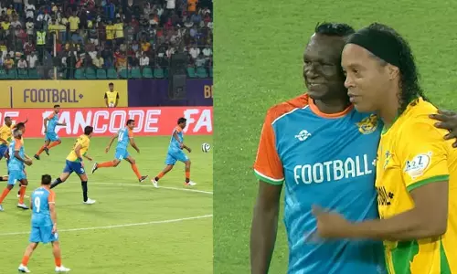 Ronaldinho and IM Vijayan fill the field; Brazil wins the epic battle, 2-1