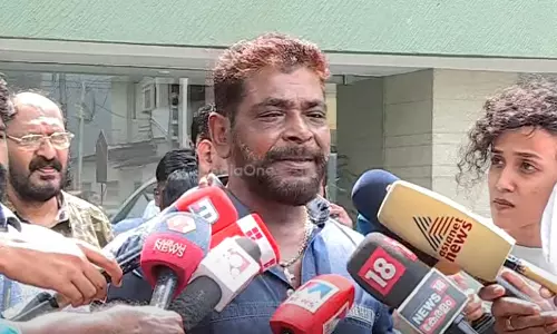 എമ്പുരാന്‍റെ കഥ മോഹൻലാലിന് അറിയാമായിരുന്നു, പൃഥ്വിരാജിനെ ഒറ്റ തിരിഞ്ഞ് ആക്രമിക്കാൻ അനുവദിക്കില്ല: ആന്‍റണി പെരുമ്പാവൂര്‍