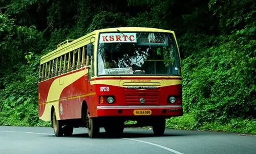 അഞ്ച് വർഷത്തിനുശേഷം ഒന്നാം തീയതി ശമ്പളം നൽകി KSRTC