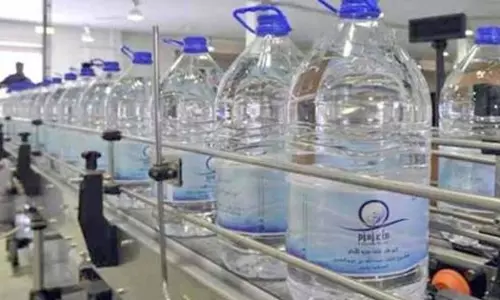 Saudi Ministry of Hajj and Umrah reminds of the instructions when carrying Zamzam